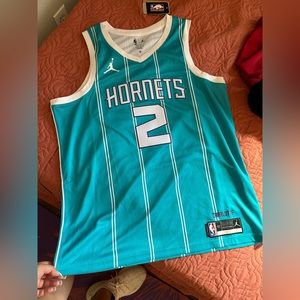 LaMelo Hornets Authentic Jersey - size XL